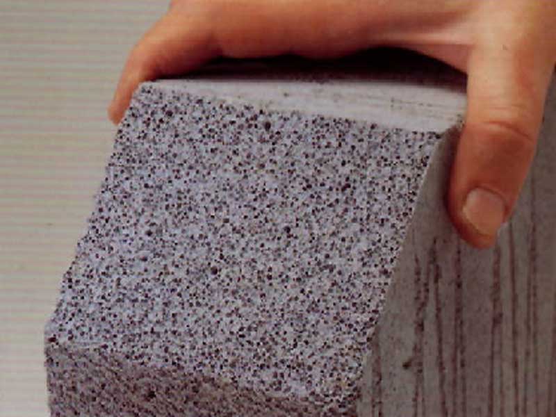 Obratite pažnju na konstrukciju separea od gaziranog betona: cijene rada i materijala